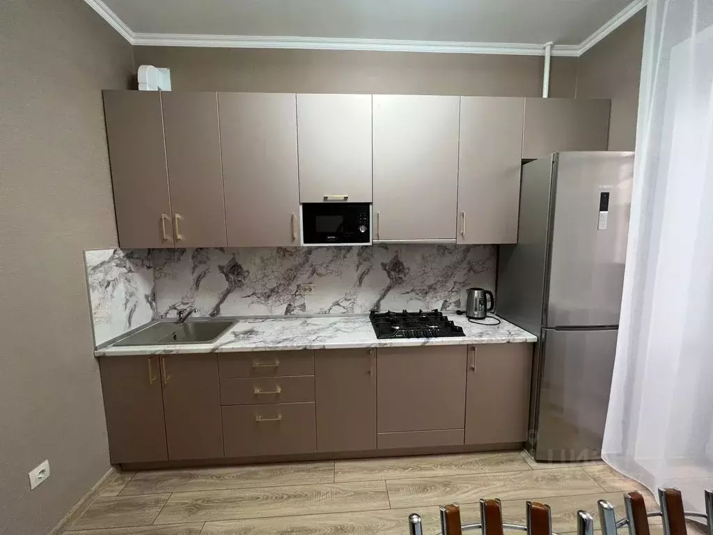 2-к кв. Татарстан, Казань ул. Зинина, 3 (73.0 м) - Фото 1