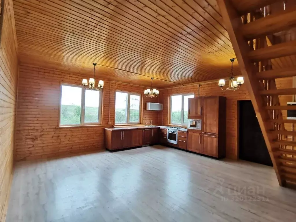 Дом в Калужская область, Малоярославецкий муниципальный округ, ... - Фото 2