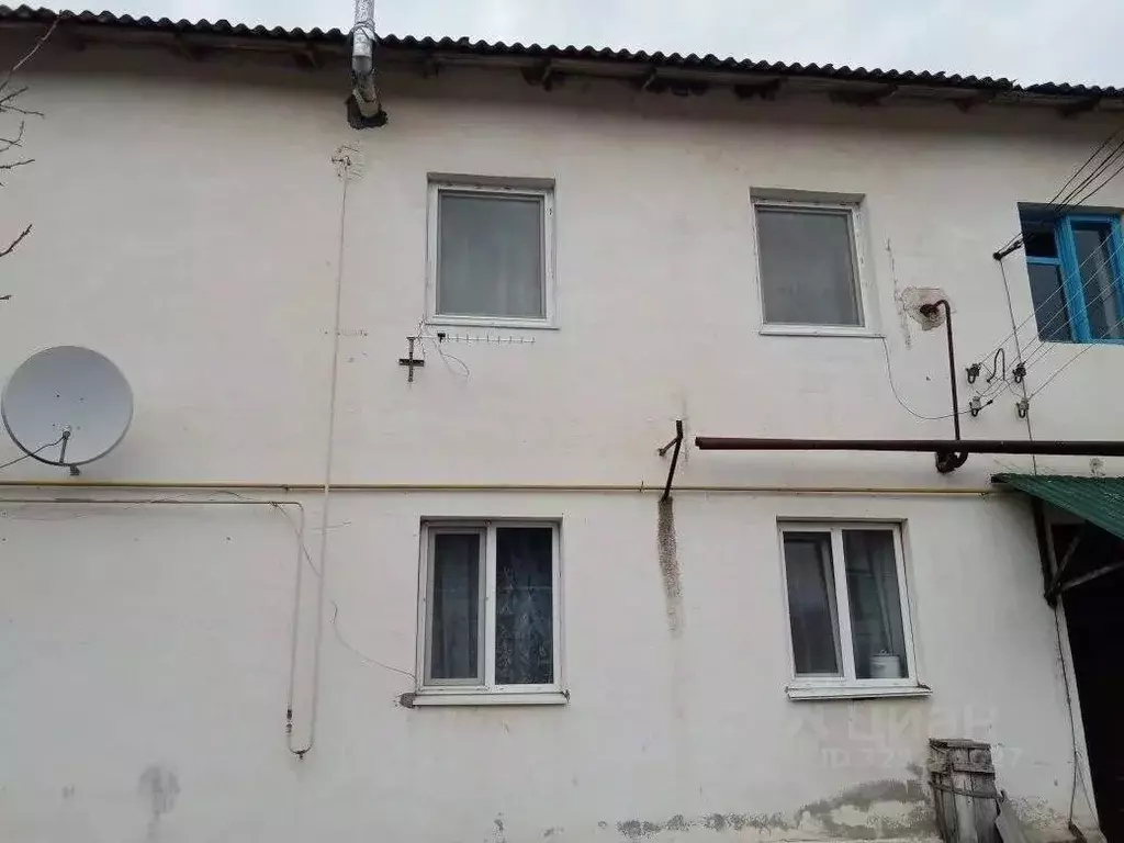 2-к кв. Крым, Бахчисарайский район, Куйбышевское с/пос, с. ... - Фото 1