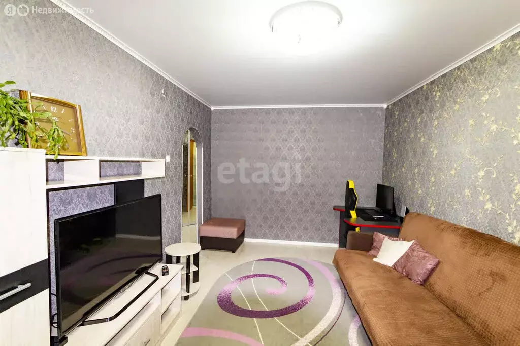 3-комнатная квартира: Ялуторовск, улица Менделеева, 4 (62 м) - Фото 2