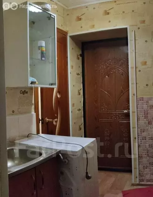 Квартира-студия: Уссурийск, улица Арсеньева, 21А (17 м) - Фото 0