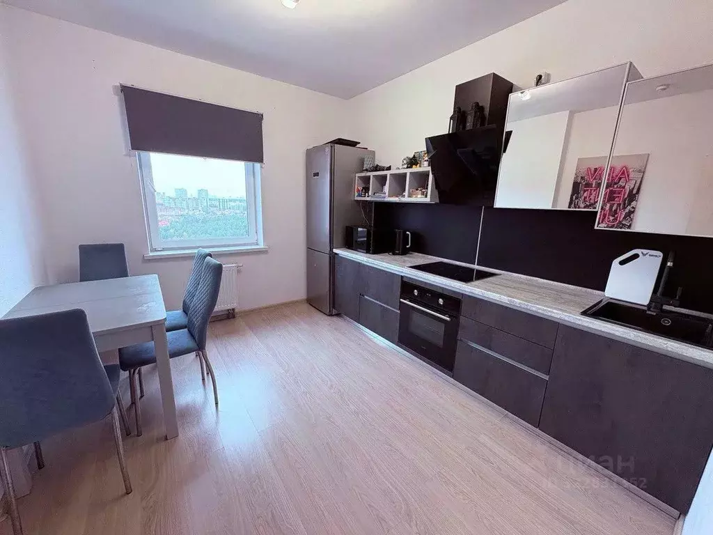 2-к кв. Свердловская область, Екатеринбург просп. Академика Сахарова, ... - Фото 0