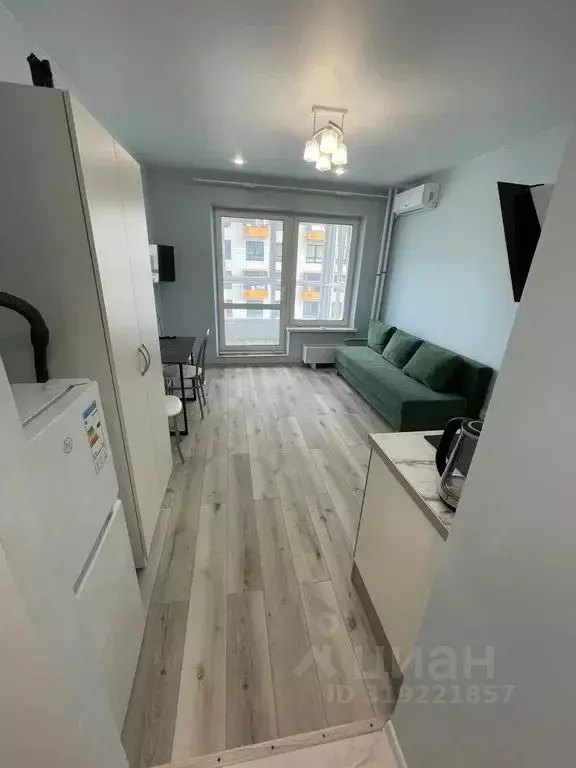 Студия Приморский край, Владивосток ул. Архангельская, 23к1 (24.0 м) - Фото 1