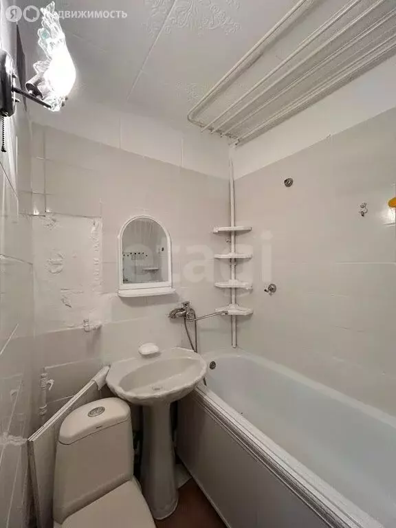 3-комнатная квартира: Владикавказ, улица Кутузова, 72А (74 м) - Фото 1