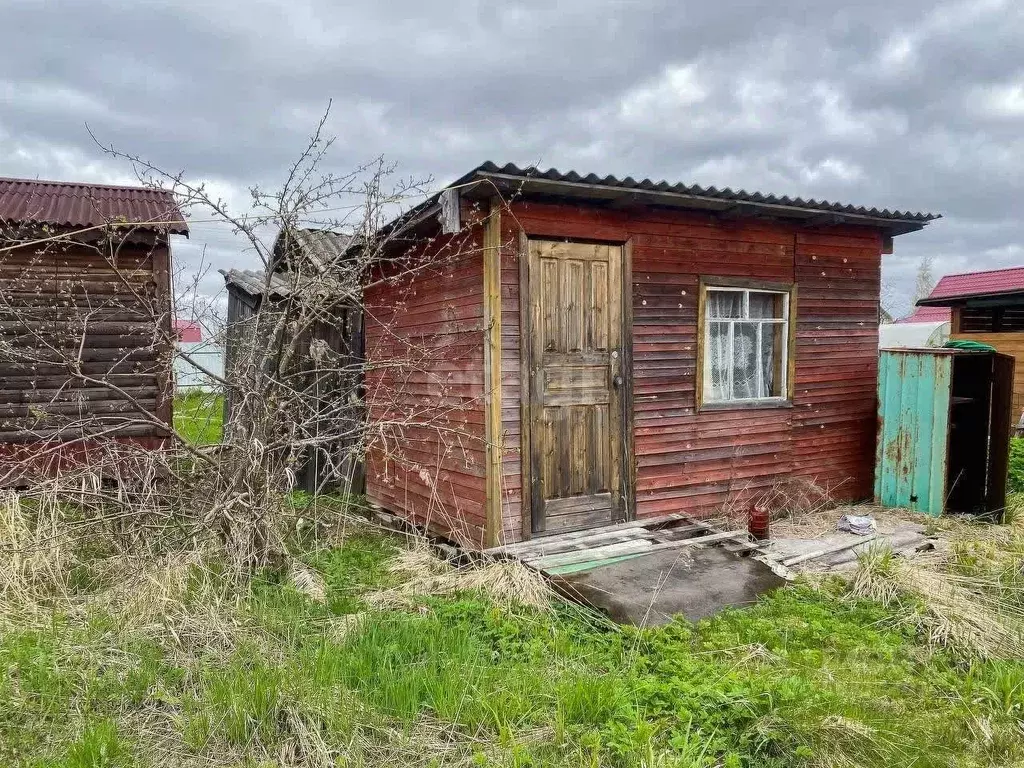 Дом в Ленинградская область, Киришский район, Кусинское с/пос, Чайка ... - Фото 1