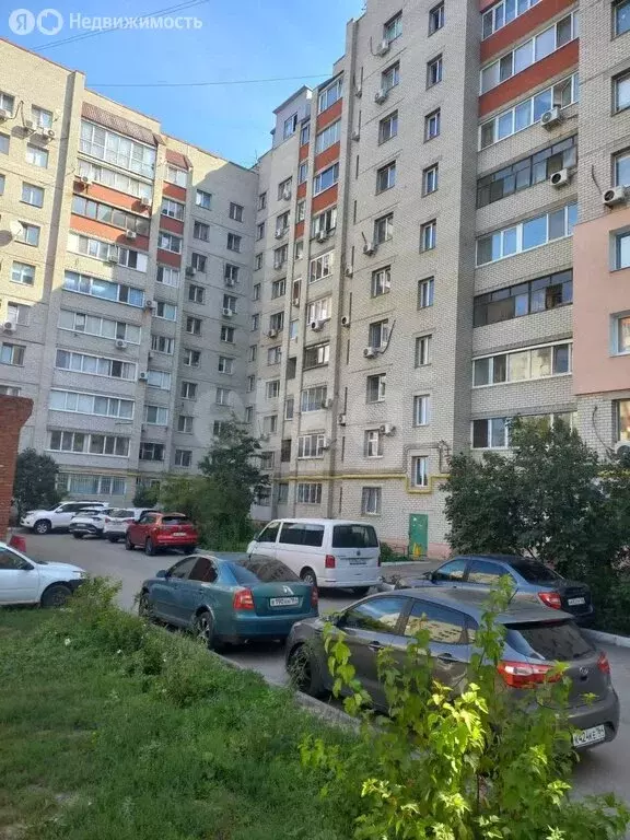 2-комнатная квартира: Саратов, улица имени Академика С.Г. Навашина, ... - Фото 0
