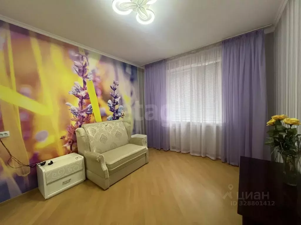 2-к кв. Крым, Симферополь ул. Балаклавская (55.9 м) - Фото 1