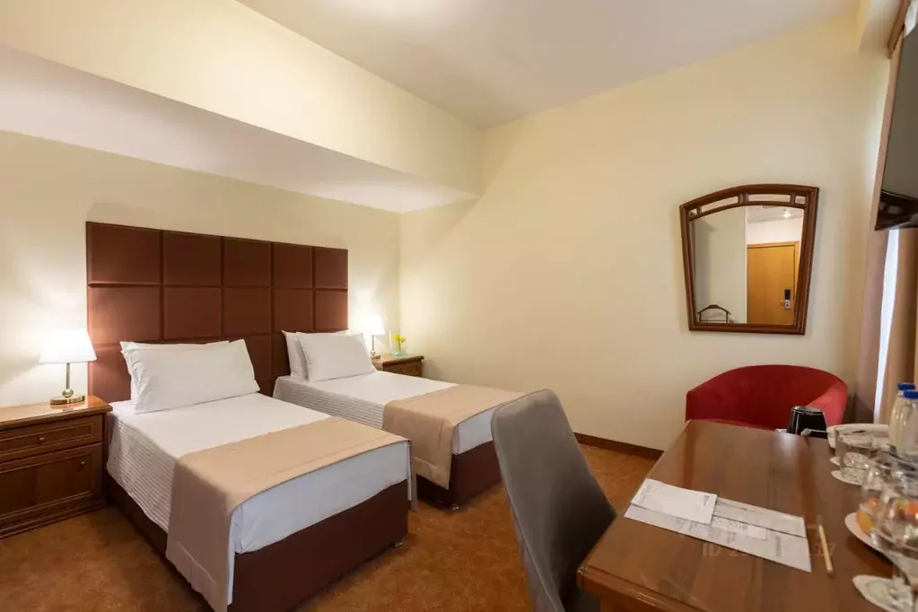 Комната Москва ул. Сретенка, 15 (28.0 м) - Фото 1