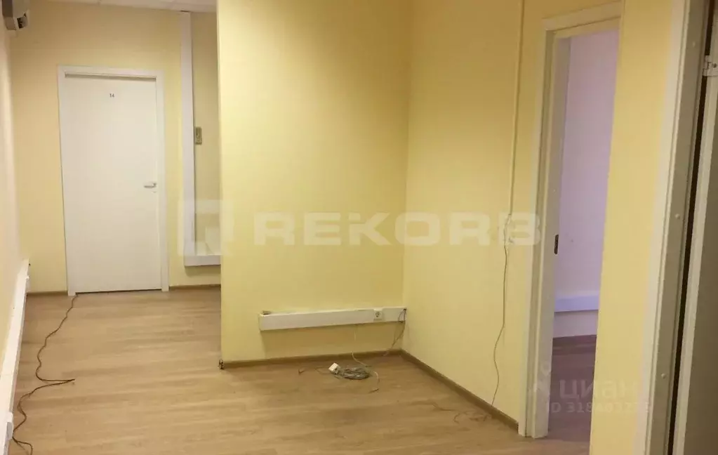 Офис в Санкт-Петербург Кантемировская ул., 12 (98 м) - Фото 1