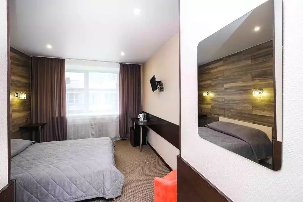 Комната Новосибирская область, Новосибирск ул. Ленина, 3 - Фото 2