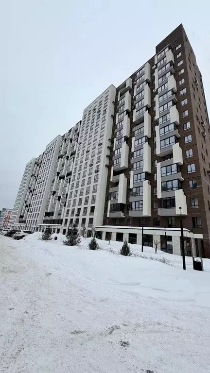 3-к кв. Ульяновская область, Димитровград просп. Ленина, 37Е (93.7 м) - Фото 1