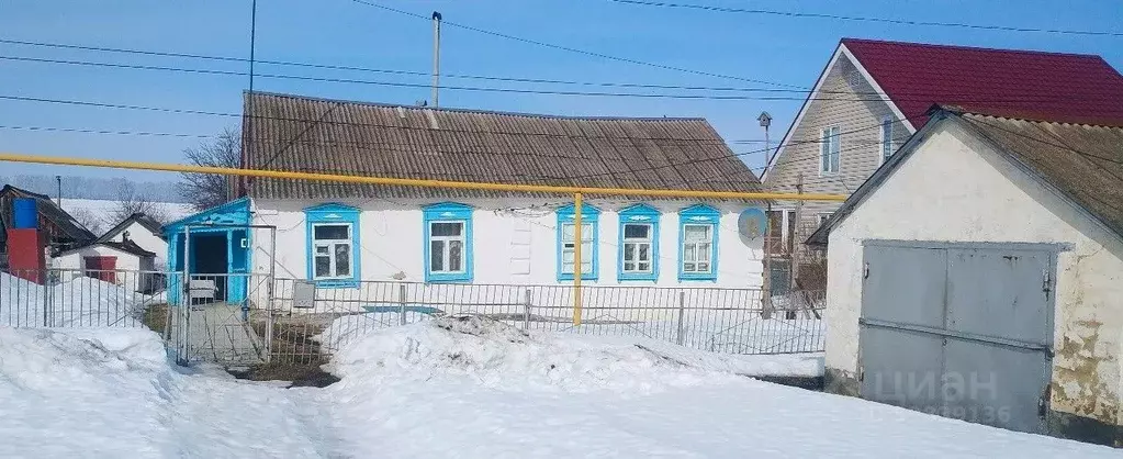 Дом в Мордовия, Лямбирский район, с. Татарская Тавла Пролетарская ул., ... - Фото 0