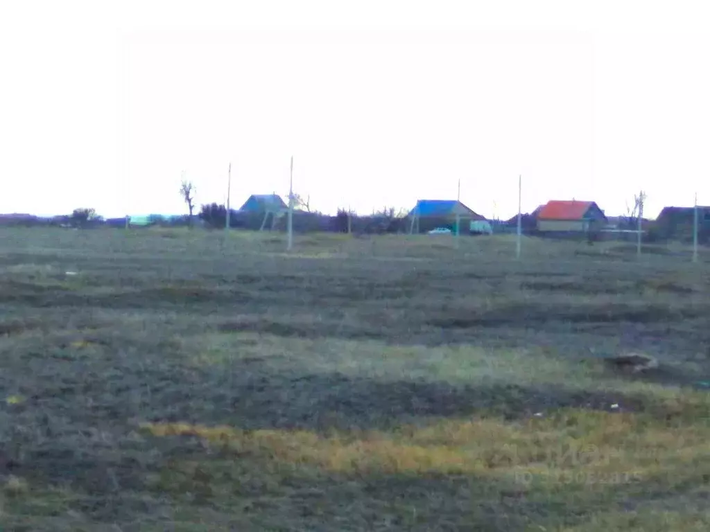 Участок в Волгоградская область, Волжский пос. Краснооктябрьский, ул. ... - Фото 2