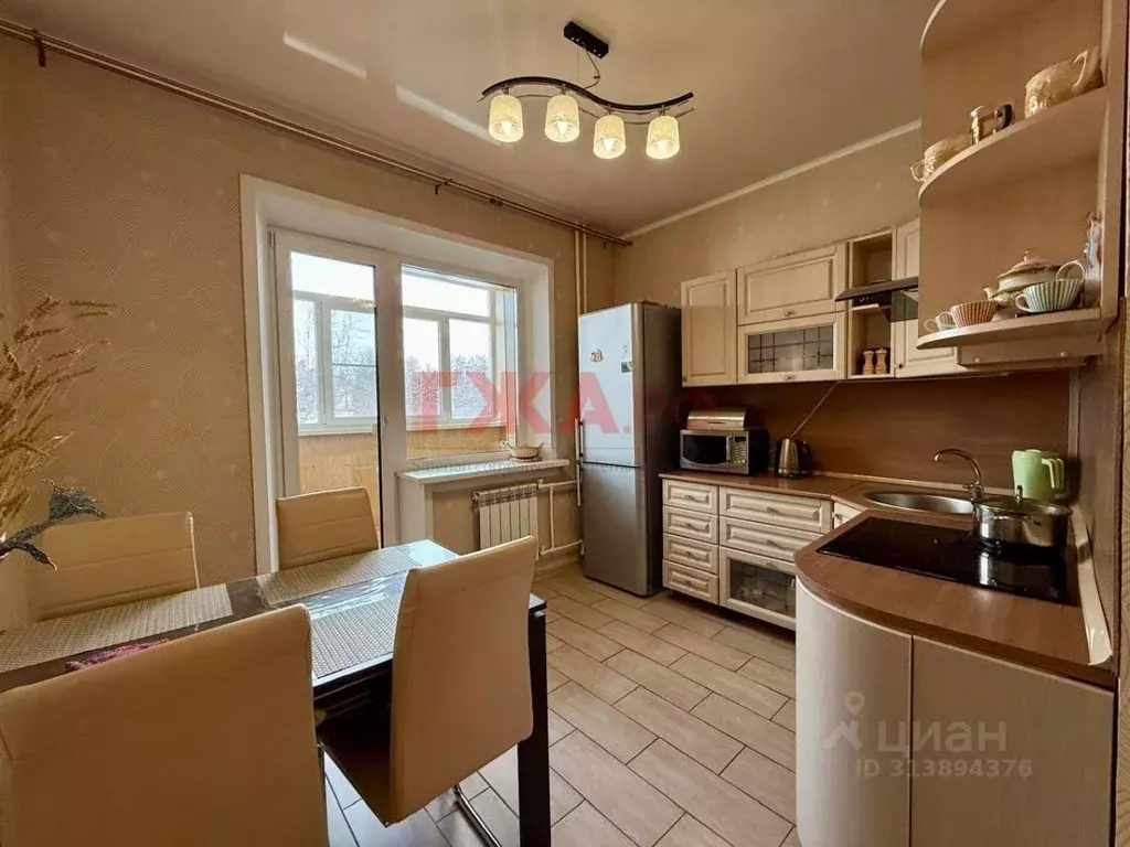 2-к кв. Саха (Якутия), Нерюнгри ул. Кравченко, 25 (61.3 м) - Фото 0