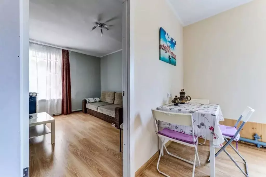 1-к кв. Санкт-Петербург ул. Короленко, 3 (40.0 м) - Фото 1