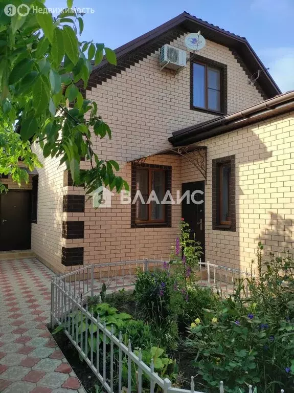 Дом в Ейск, Цветочная улица (144.7 м) - Фото 1