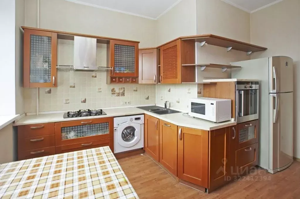 3-к кв. Омская область, Омск ул. Яковлева, 9 (85.1 м) - Фото 2