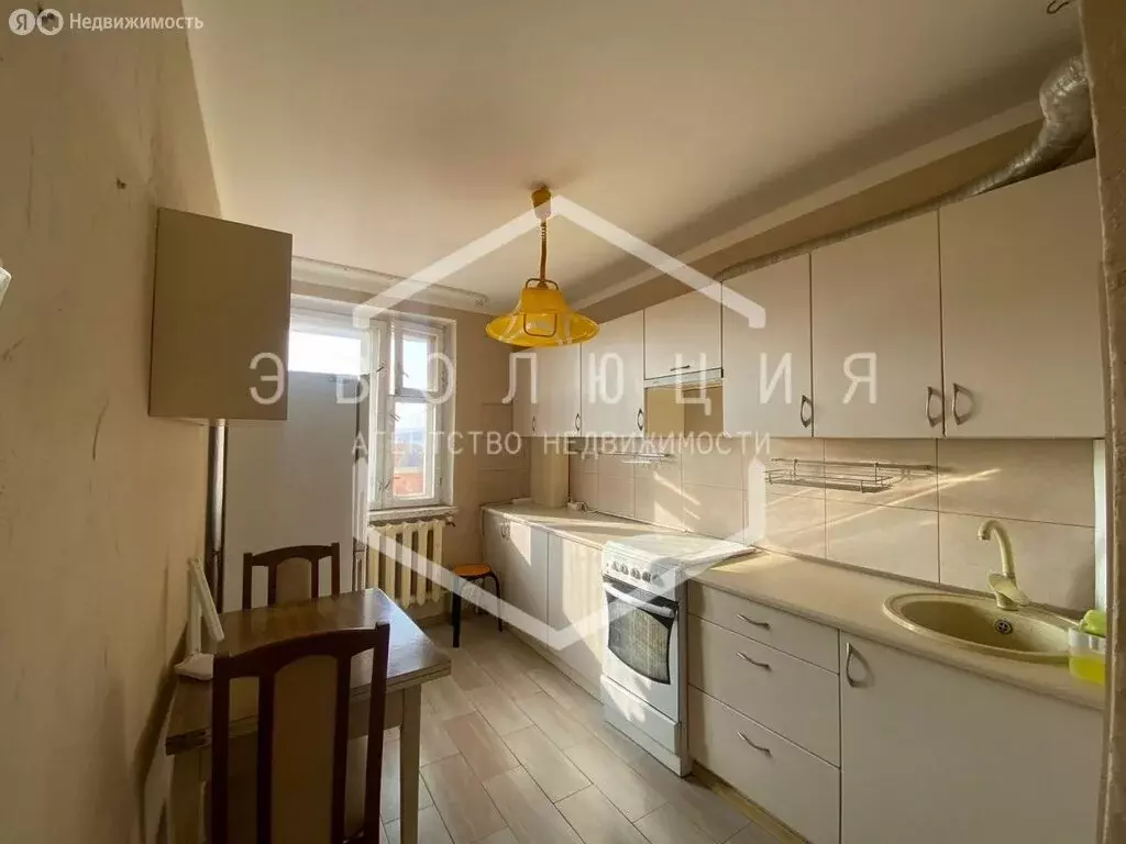3-комнатная квартира: Багратионовск, улица Победы, 32 (57.6 м) - Фото 1