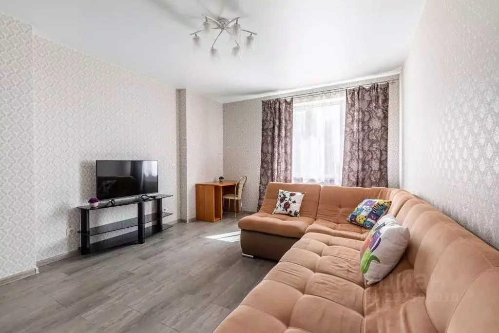 2-к кв. Татарстан, Казань ул. Павлюхина, 110Г (75.0 м) - Фото 0
