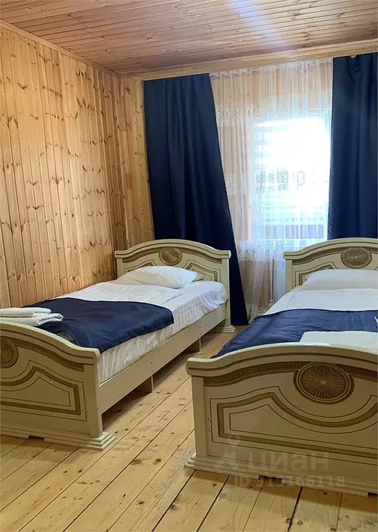 Комната Карачаево-Черкесия, Зеленчукский район, с. Архыз  (50.0 м) - Фото 1