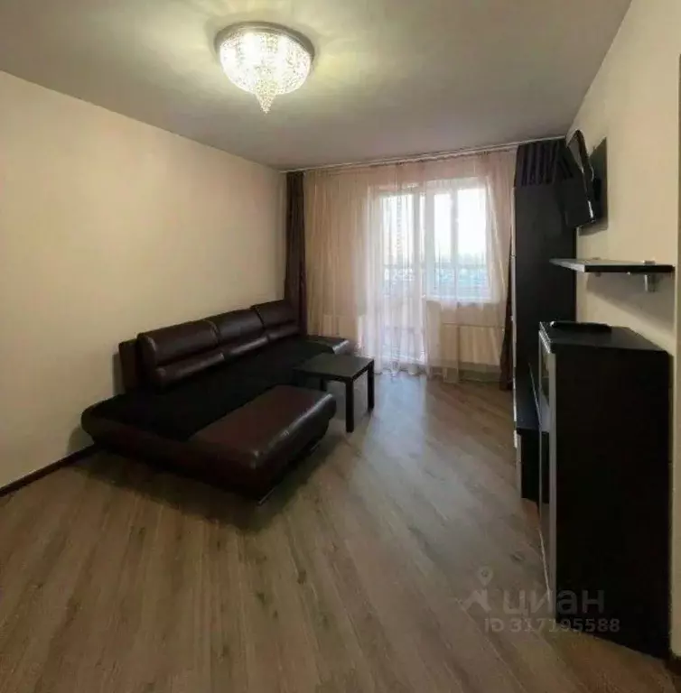 2-к кв. Воронежская область, Воронеж ул. Челюскинцев, 101Б (55.0 м) - Фото 1