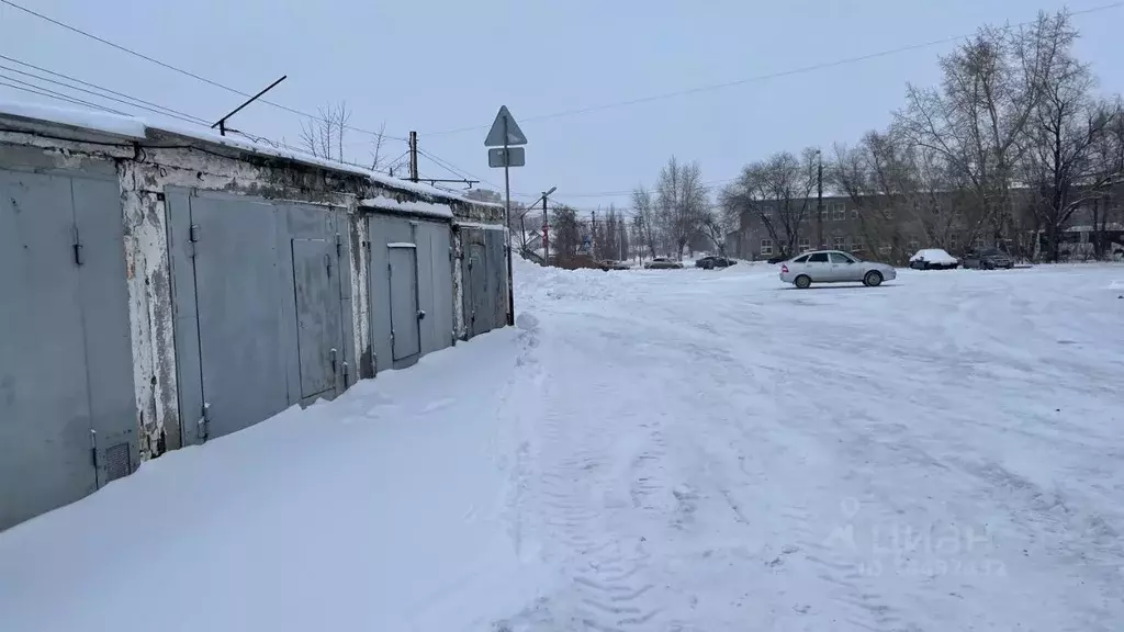 Гараж в Омская область, Омск ул. 11-я Линия (26 м) - Фото 1