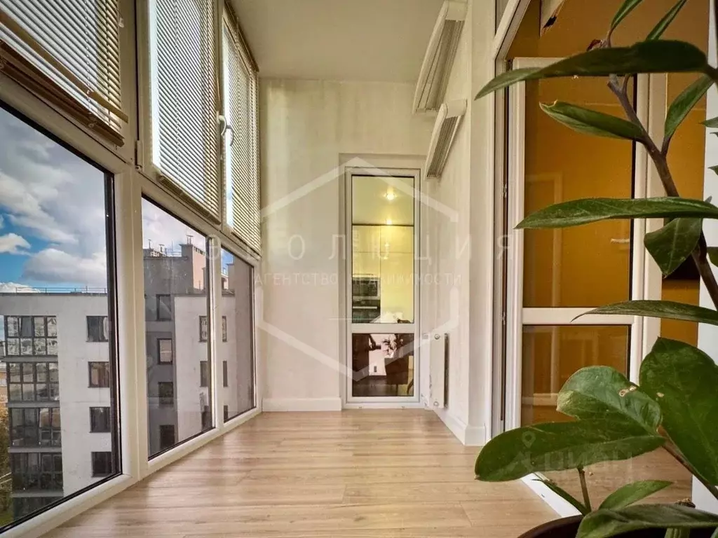 2-к кв. Калининградская область, Калининград Воздушный пер., 1 (80.0 ... - Фото 0