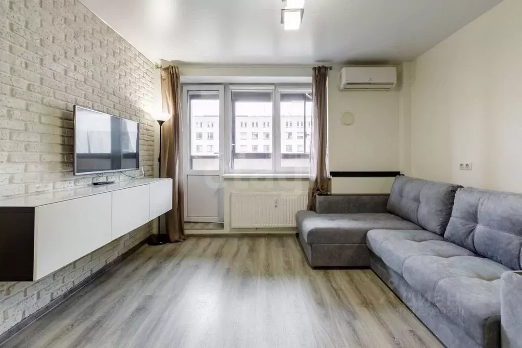 Студия Санкт-Петербург ул. Шкапина, 9-11 (29.4 м) - Фото 1