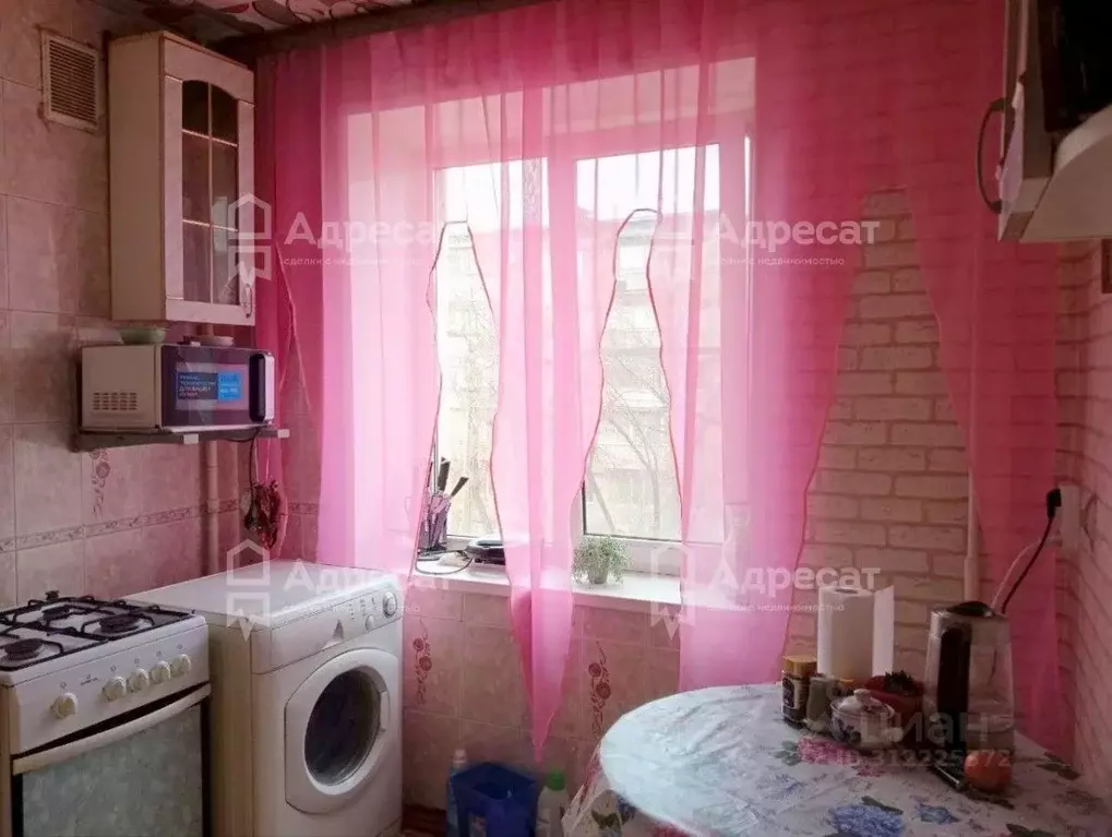 3-к кв. Волгоградская область, Волжский ул. Энгельса, 31 (55.5 м) - Фото 1