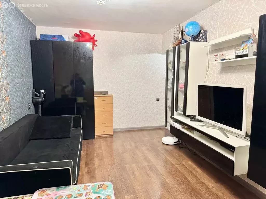 3-комнатная квартира: Кириши, проспект Ленина, 17А (61.6 м) - Фото 1