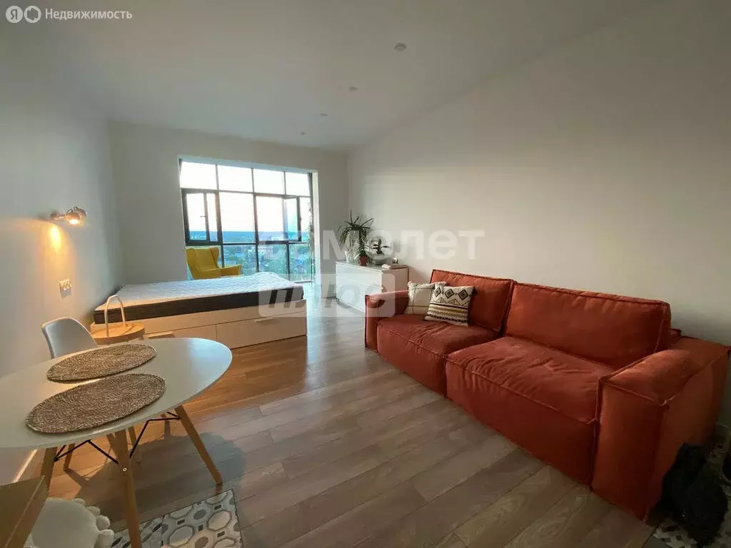 Квартира-студия: посёлок городского типа Новоивановское, Овражная ... - Фото 1