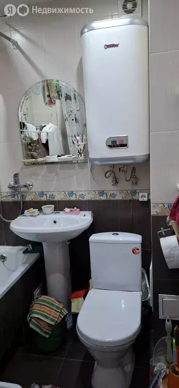 1-комнатная квартира: Киров, Первомайский район, улица МОПРа, 25к2 (34 ... - Фото 1