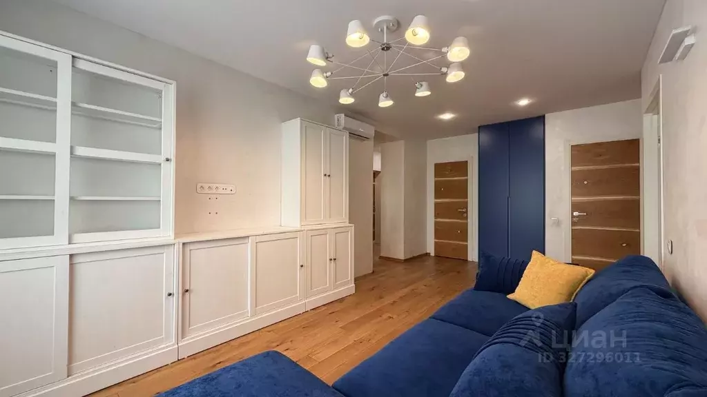 3-к кв. Татарстан, Казань ул. Фикрята Табеева, 3 (78.0 м) - Фото 1