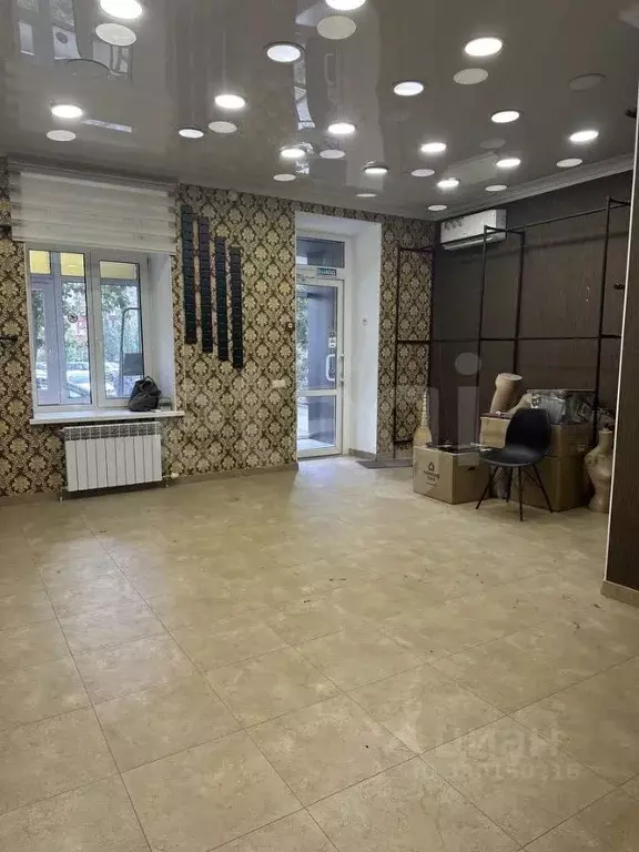 Помещение свободного назначения в Тюменская область, Тюмень ул. ... - Фото 1