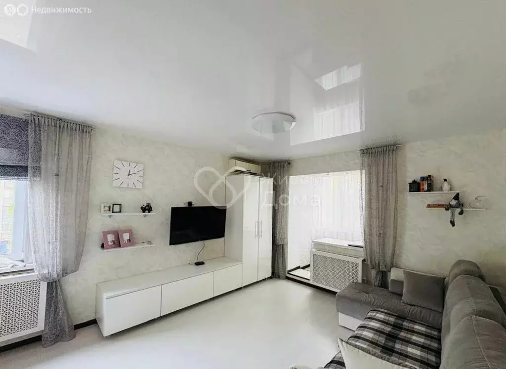 1-комнатная квартира: Волгоград, район Семь Ветров, бульвар 30-летия ... - Фото 1