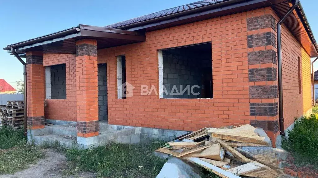 Дом в Белгородская область, Строитель Яковлевский городской округ, ул. ... - Фото 1