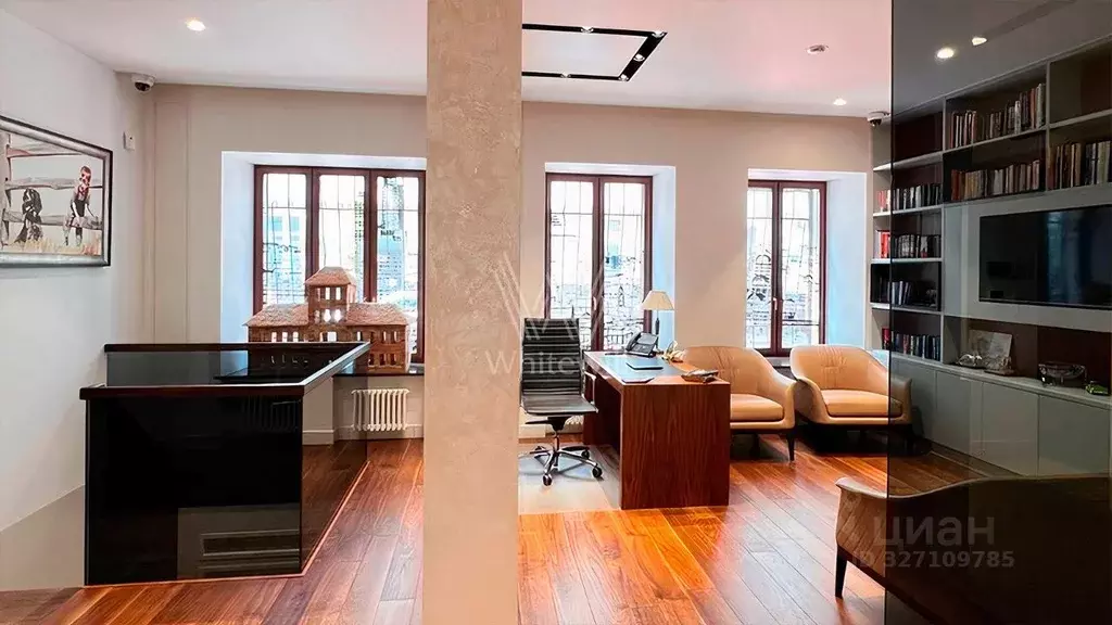 Помещение свободного назначения в Москва Мерзляковский пер., 18С1 (150 ... - Фото 1