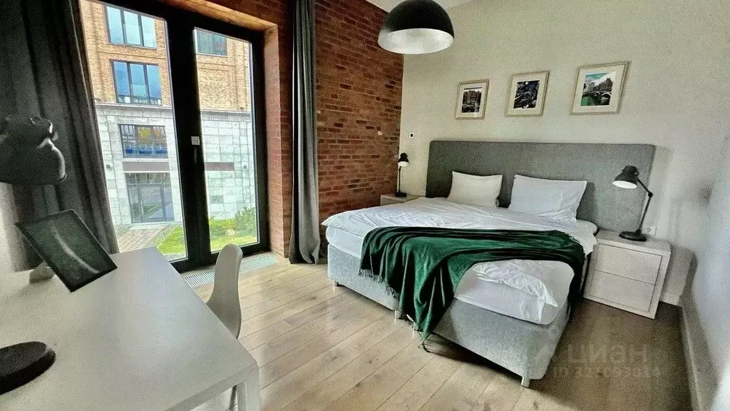 1-к кв. Санкт-Петербург наб. Макарова, 60 (60.0 м) - Фото 1