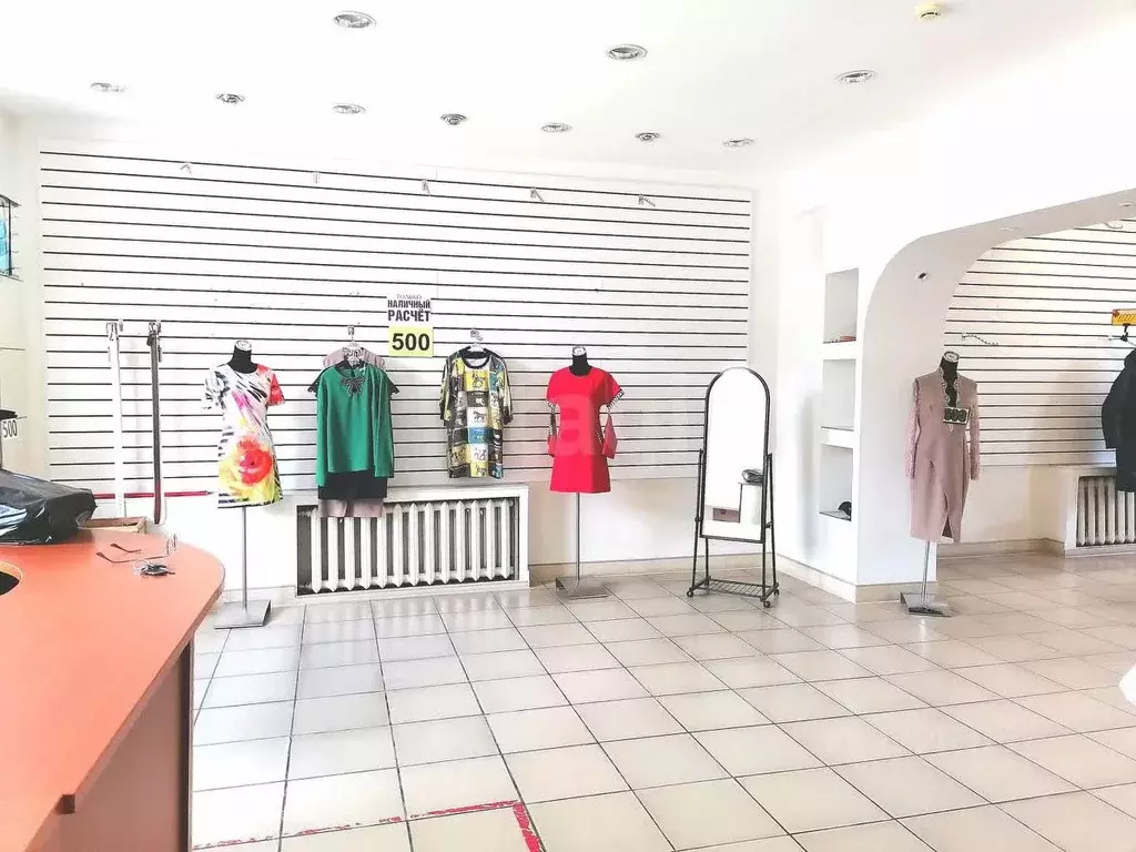 Торговая площадь в Сахалинская область, Холмск ул. Победы, 2 (232 м) - Фото 2