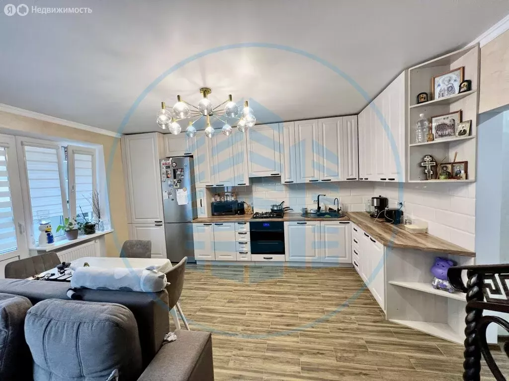 3-комнатная квартира: Ессентукская, улица Гагарина, 110к1 (81.4 м) - Фото 2