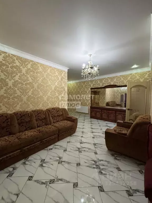 2-к кв. Кабардино-Балкария, Нальчик Эльбрусская ул., 19 (75.0 м) - Фото 1