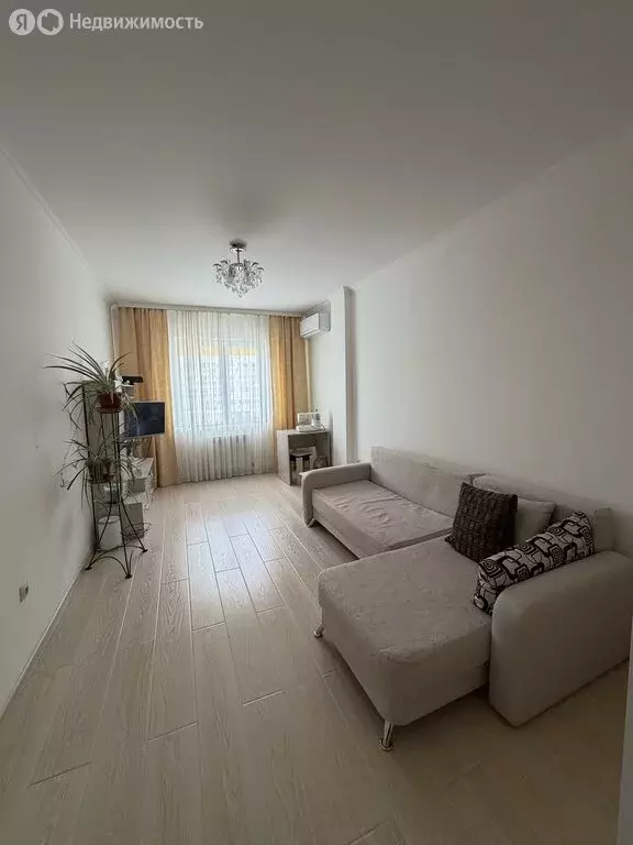 1-комнатная квартира: Якутск, проспект Михаила Николаева, 13А (36.5 м) - Фото 1