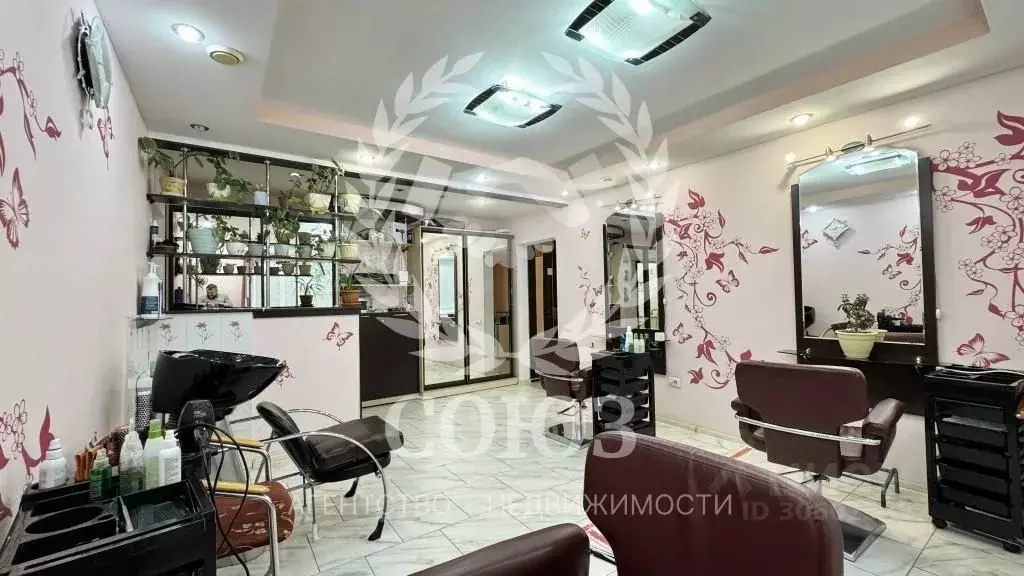 Помещение свободного назначения в Калужская область, Калуга ул. ... - Фото 1