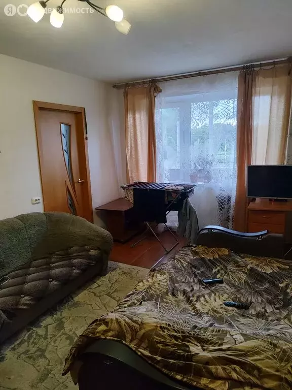 3-комнатная квартира: посёлок Володарское, 3 (47 м) - Фото 0
