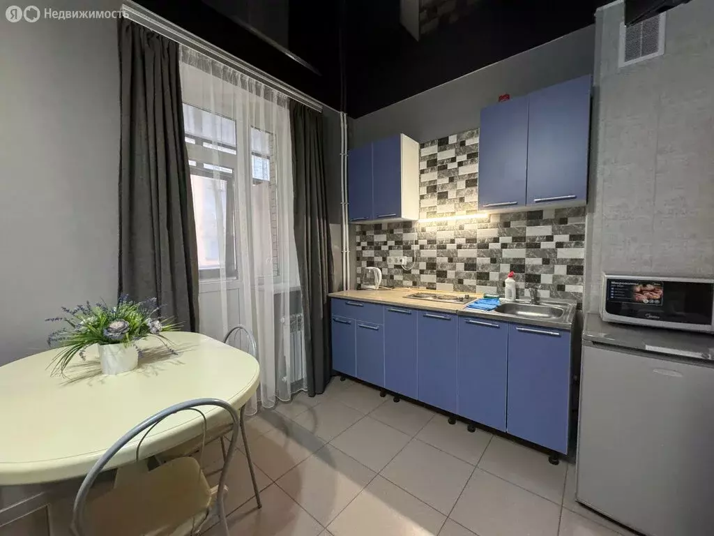 Квартира-студия: Азов, Красногоровская улица, 19 (27 м) - Фото 1