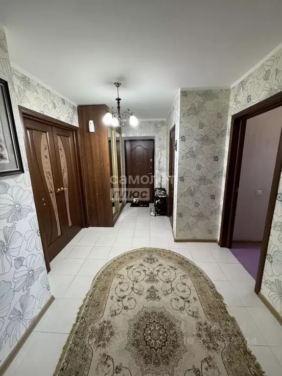 3-к кв. Калмыкия, Элиста ул. Герасименко, 57А (89.6 м) - Фото 1