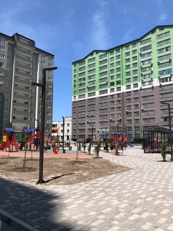 2-к кв. Дагестан, Каспийск ул. Михаила Ломоносова, 1/4 (56.0 м) - Фото 1