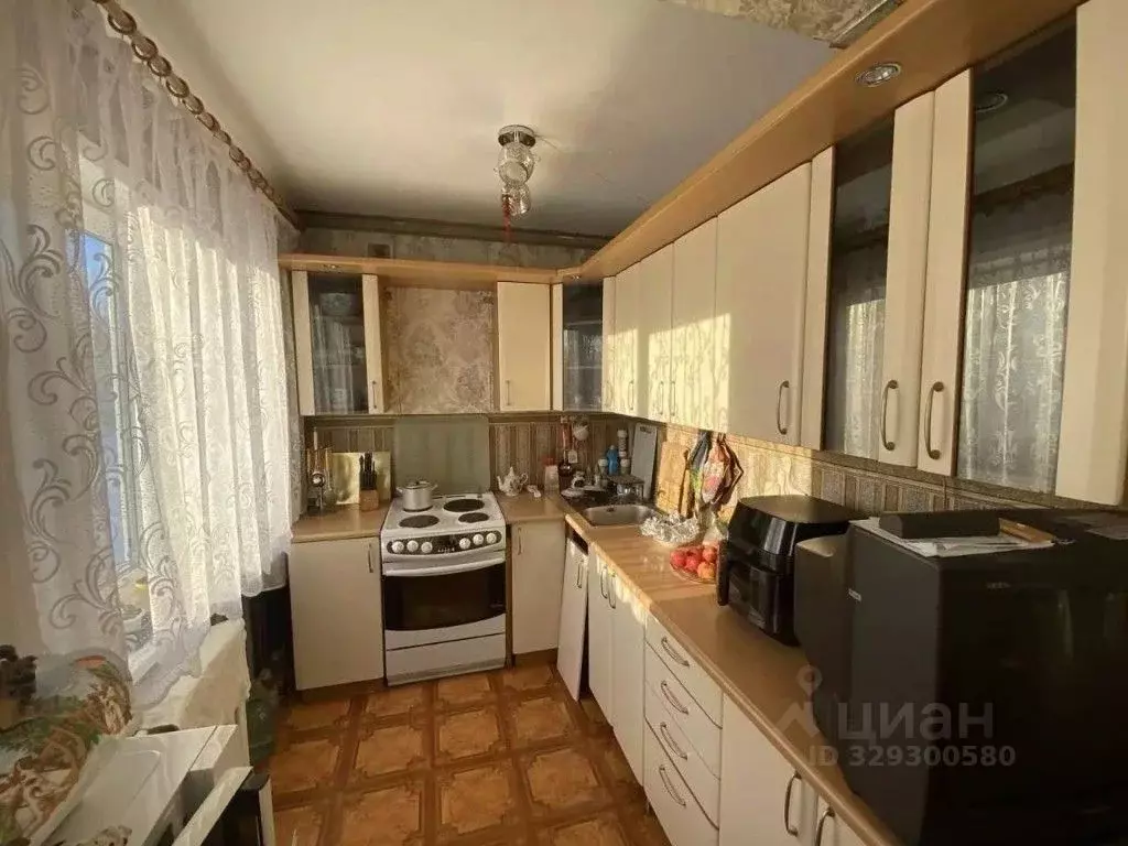 3-к кв. Иркутская область, Усолье-Сибирское ул. Луначарского, 39 (58.5 ... - Фото 2