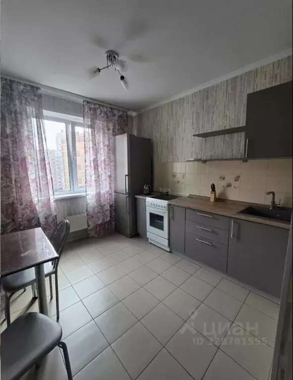 2-к кв. Красноярский край, Красноярск Северный мкр, ул. Мате Залки, 39 ... - Фото 1