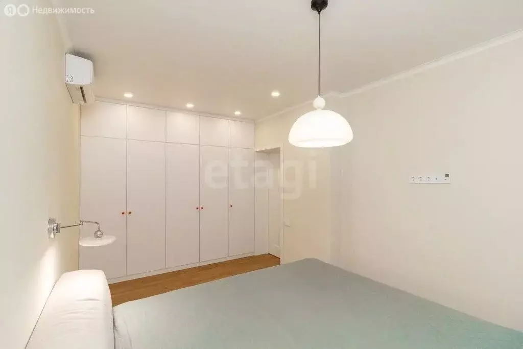 2-комнатная квартира: Тюмень, улица Мельникайте, 34к1 (80.7 м) - Фото 2